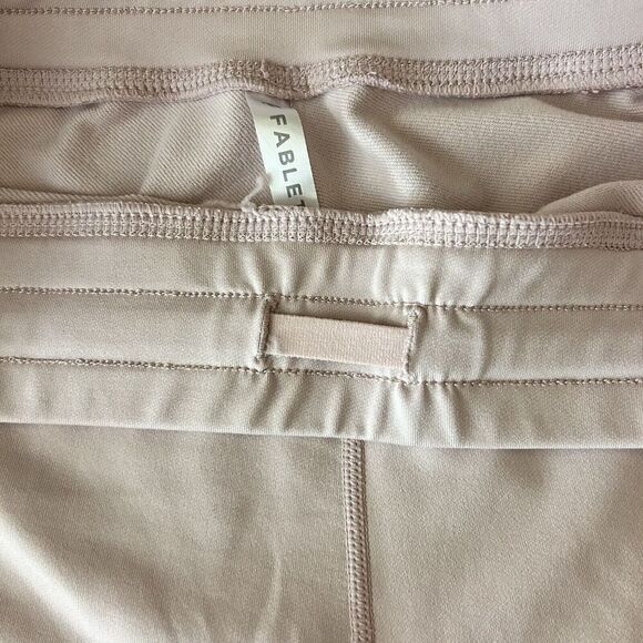 Fabletics Women's Light Pink Jogger M Sweatpants Athleisure Active Comfy Cute - Picture 6 of 9